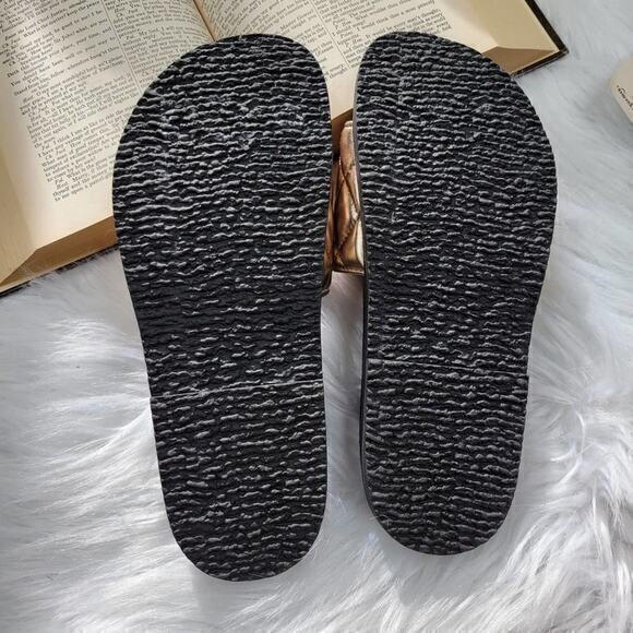 NWOT Mercer & Madison Quilted Rose Gold Slides 6.5 - Picture 4 of 5